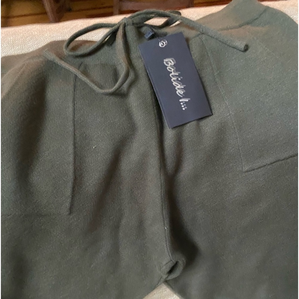 Bolide joggers, army green, size medium, new with tags